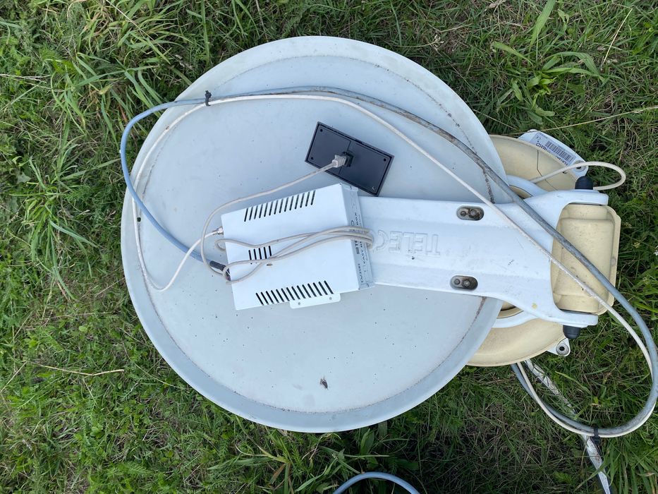 Antena kemping kamper TIR  Teleco Flatsat Classic 65