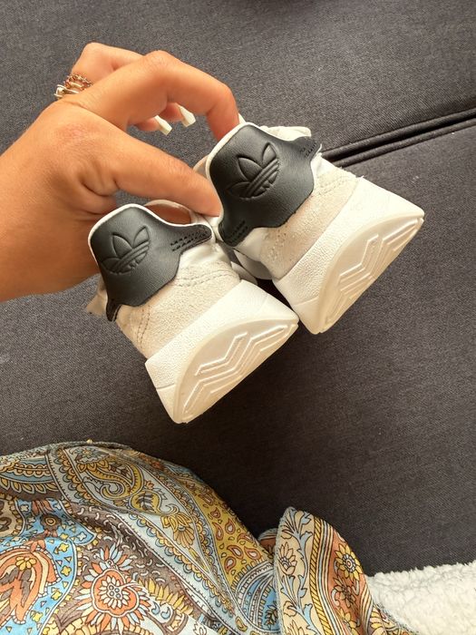 Sapatilhas adidas