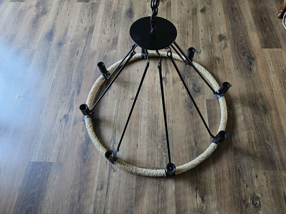 Lampa wisząca żyrandol koło / lina loft rustic 8xE27 (jak nowa / Castorama)