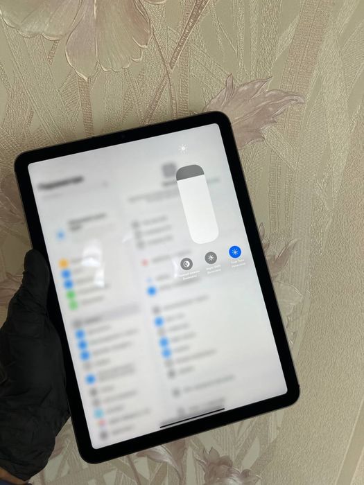 iPad  AIR 5 LTE 64 GB