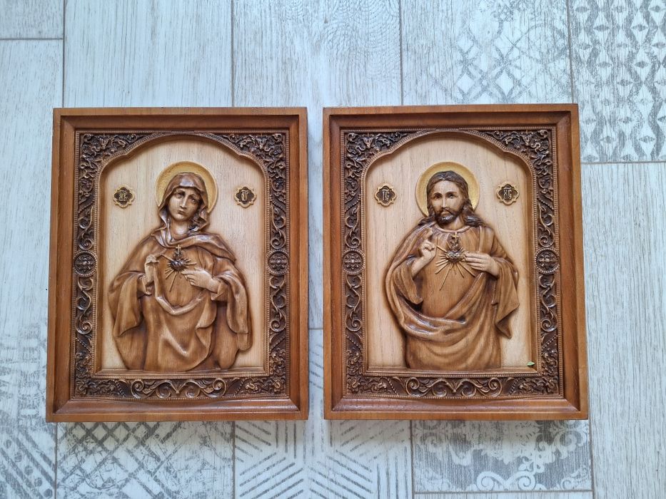 Пара вінчальні ікони з дерева,Богородиця,Ісус.Иконы издерева свадебные