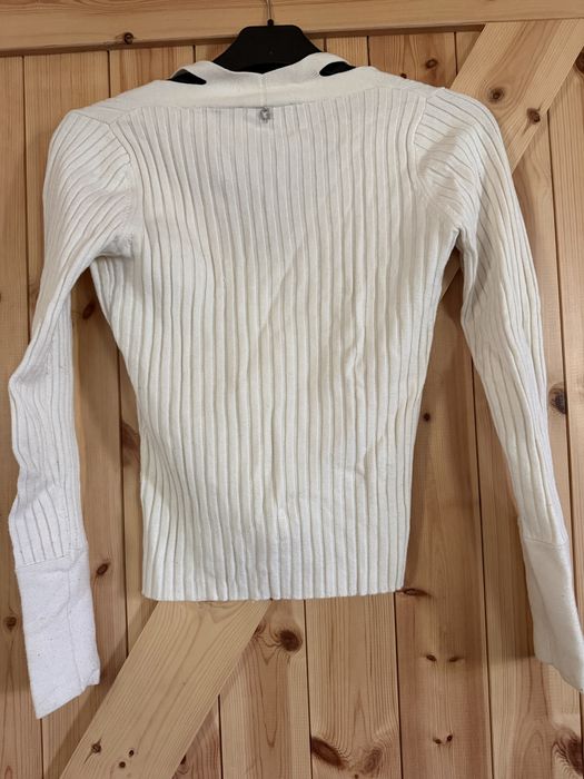 Sweterek Guess XS ecru