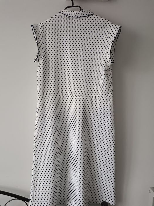 Sukienka bez rękawów roz 16