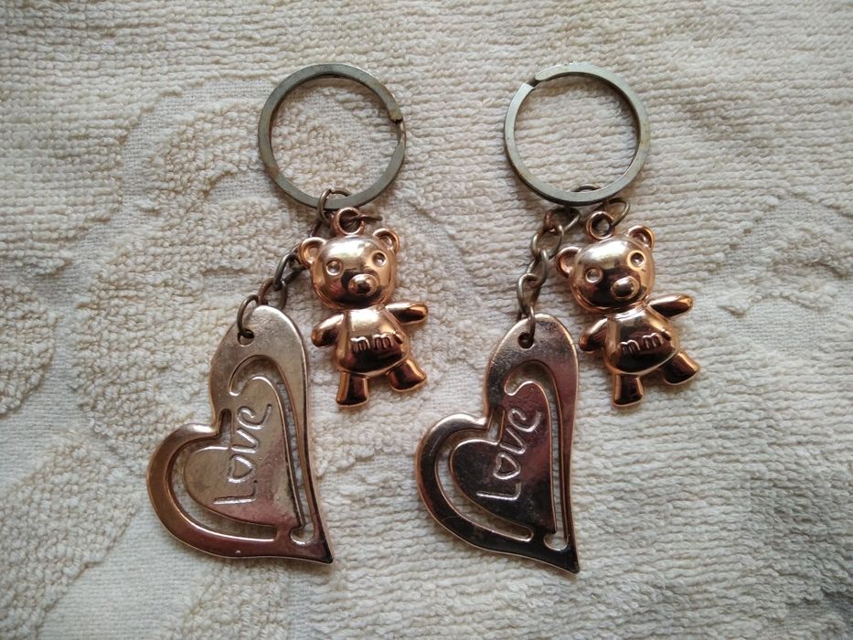 Парные брелки для ключей мишка + сердце
