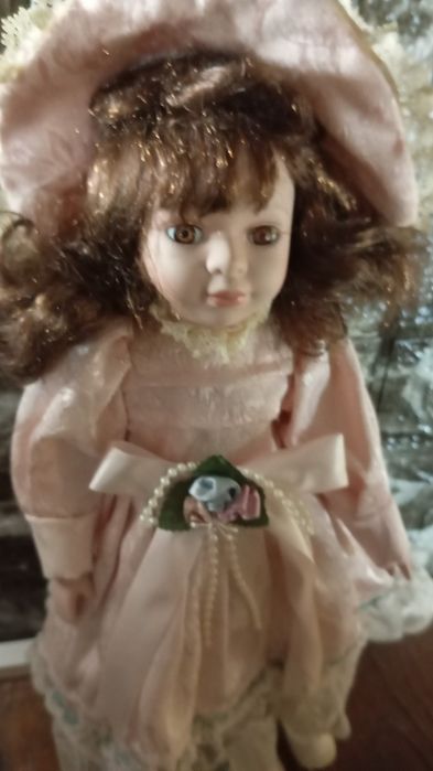 Bonecas de porcelana