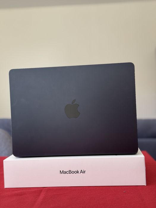 Macbook Air 13” M2