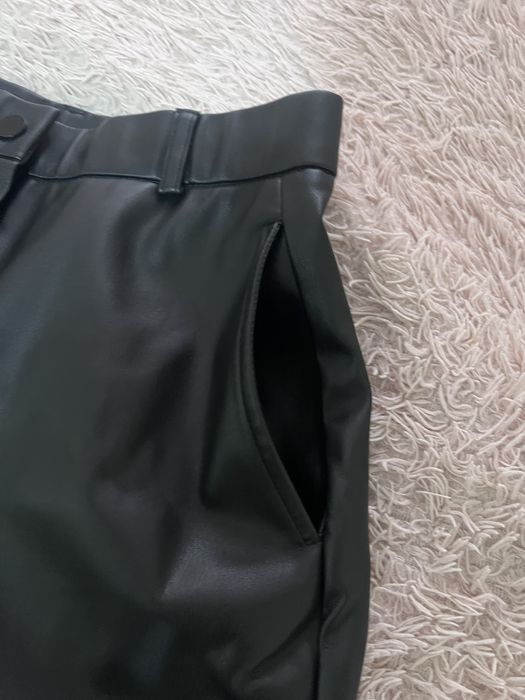 Штаны из кож зама , размер S-M в отличном состоянии
