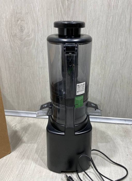 Шнекова соковижималка / соковитискач TUUMIIST