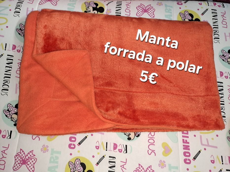 Manta em pêlo em laranja