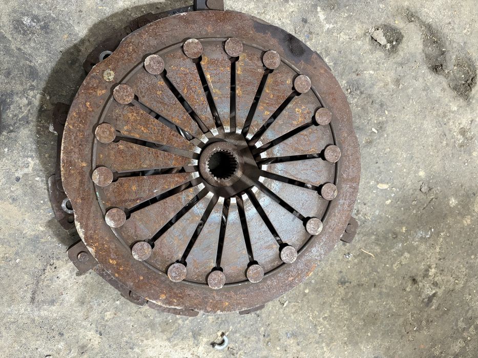 Dodge Challenger sprzęgło