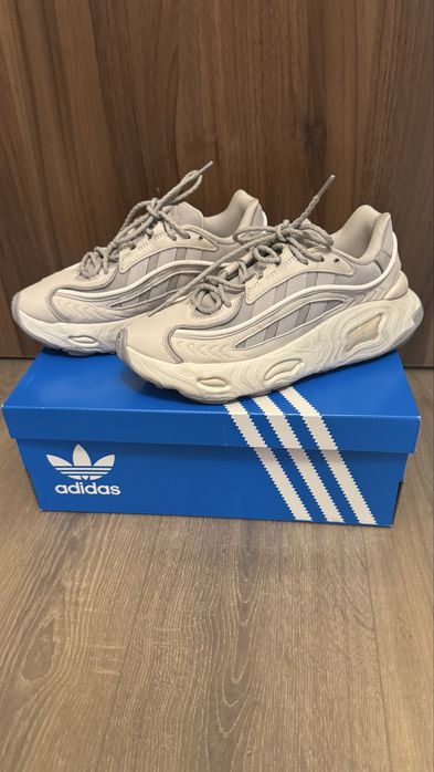 Buty Adidas Oznova w r. 40 2/3 szare