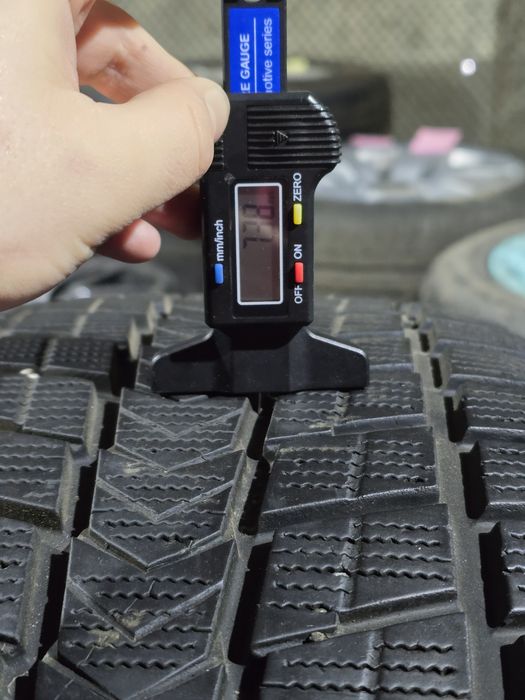 Goavto Terminal купити бу зимові шини Roadstone 285 60 r18 16р 7.3мм