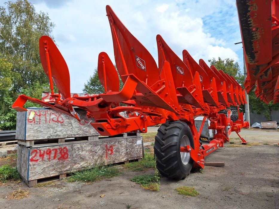 Плуг Кун Kuhn Multi-Leader XT 7+1, 8+1 (8 корпусів): 44 200
