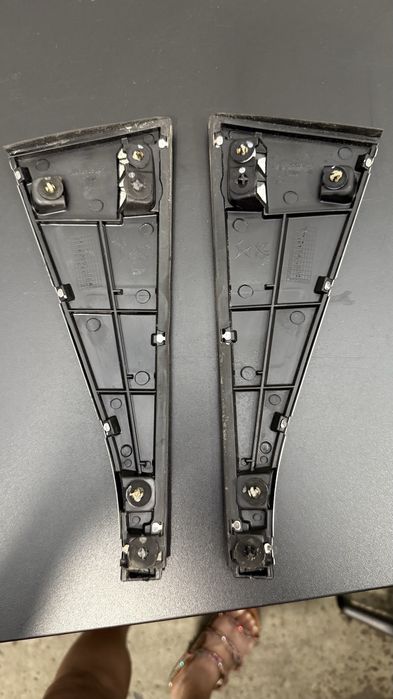 Friso da porta Esq/Direita trás Peugeot 3008, Ano: 2020
