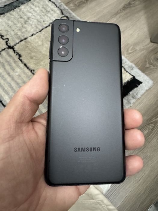 Samsung s21 + plus 5g com cabo