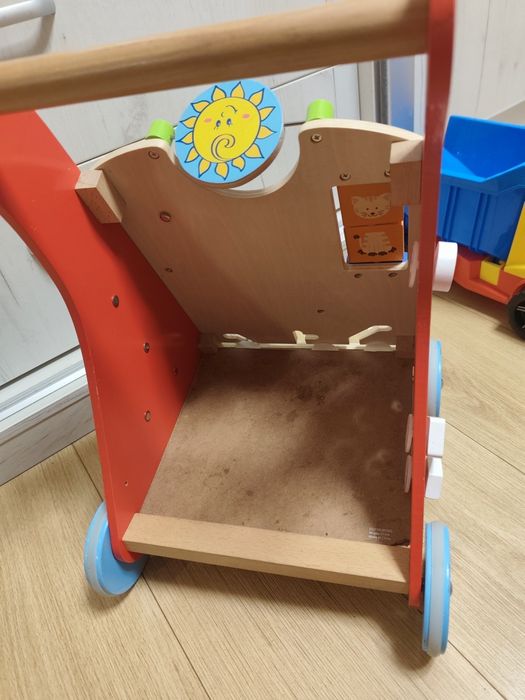 Дерев'яні ходунки, каталка, толокар з бізібордом  Viga Toys