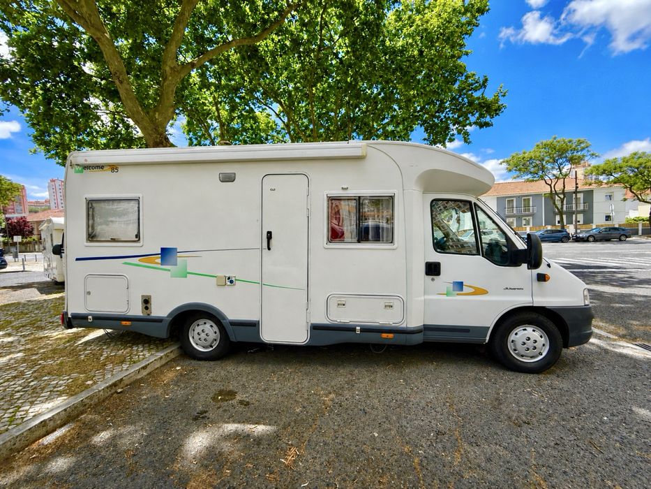 Autocaravana perfilada Chausson 2.8 hdi - 2004