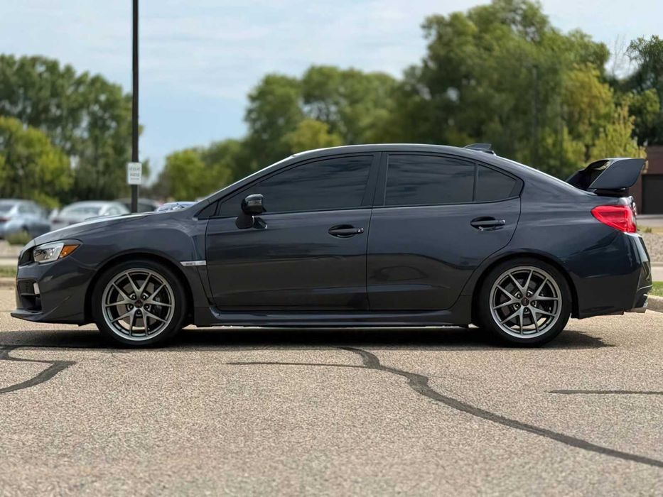 Subaru WRX STI Limited      2017