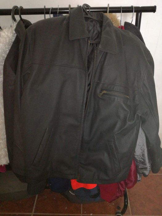 Blusão em pele genuína