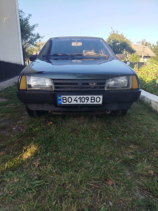 Автомобіль ВАЗ 21093