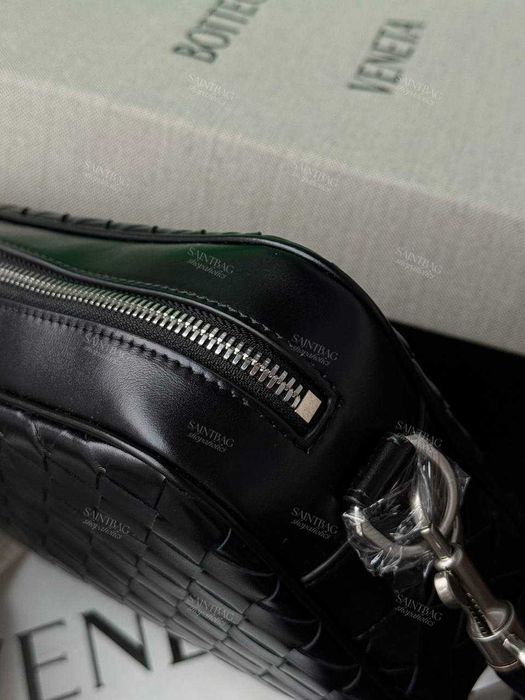 В наличии мужская сумка Bottega Vaneta черный цвет кожа Боттега Венета