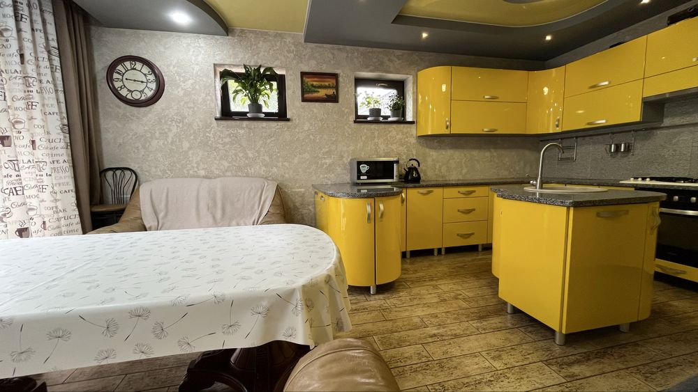 Продаж будинку по вул.Купальська