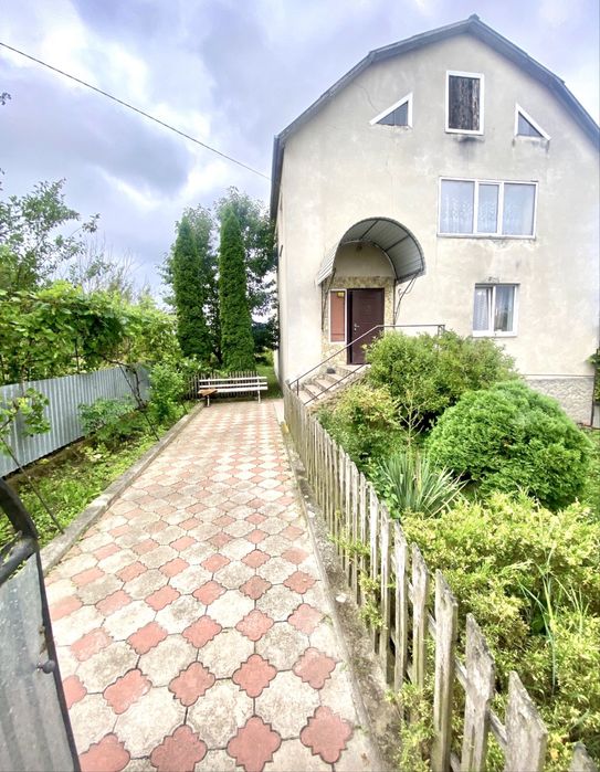 Продаж добротного будинку із власним ставом ! На велику сімʼю!