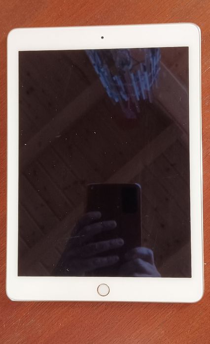 Apple iPad air2 com 128 G.  A15-66/  Modelo 3 Geração. Excelente