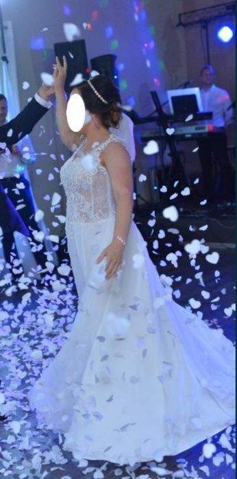 Suknia ślubna r. 42/44 Emmi Mariage