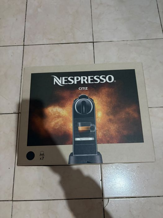Máquina Nespresso Citiz Black nova na  caixa pode  experimentar antes de comprar