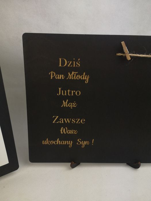 Komplet dwóch ramek na zdjęcie że stojakiem, prezent ślubny
