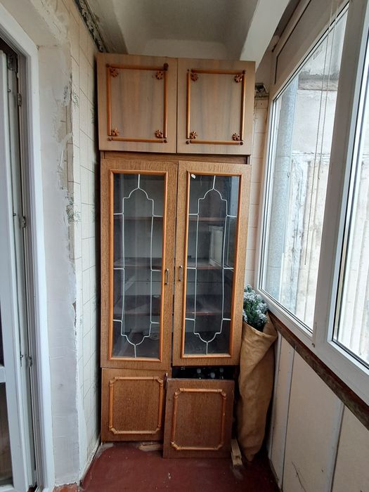 Шафа (сервант) самовивіз