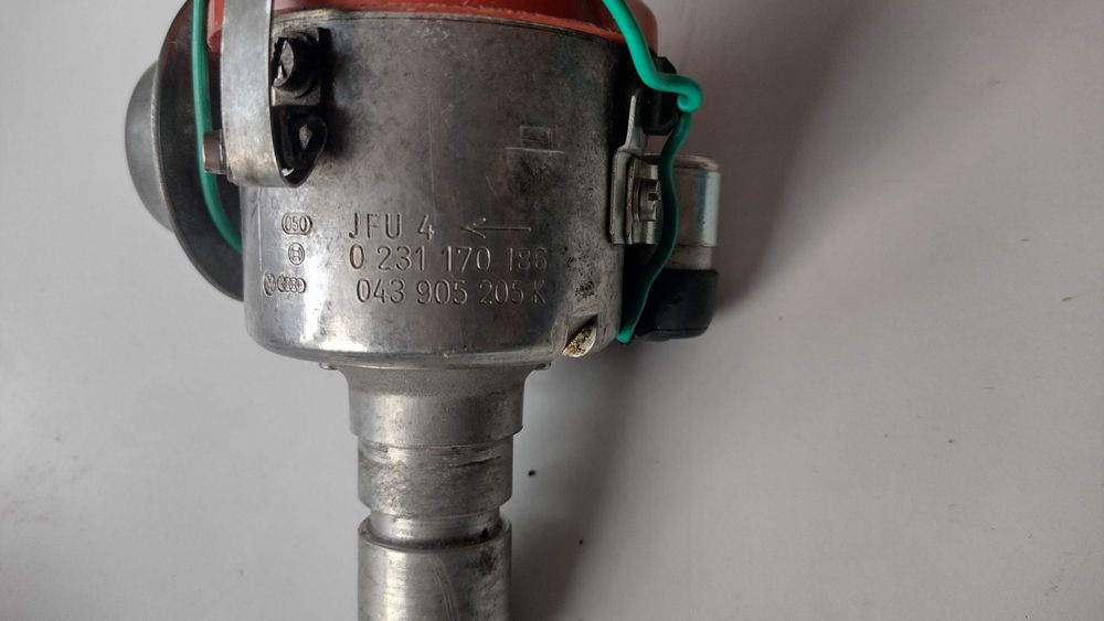 Oryginalny aparat zapłonowy Garbus VW BOSCH