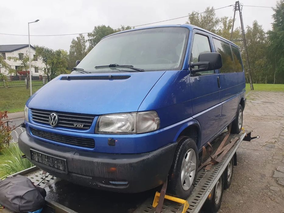 Vw transporter T4 Caravelle 2.5 tdi na części