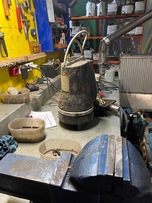 Терміновий ремонт насосів дренажних Grundfos SEG,SEV,Unilift APG.