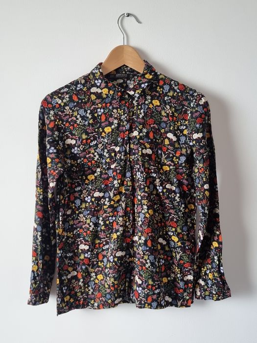 Czarna koszula rozpinana w kwiatki Zara Basic XS wiskoza
