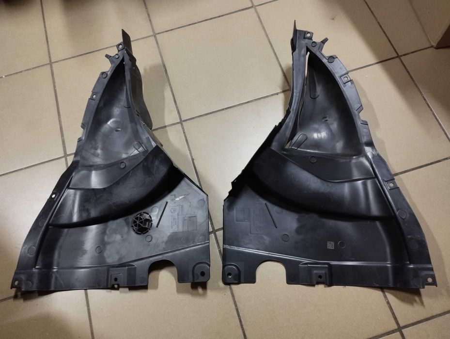 BMW X5 G05 підкрилок локер трикутник 51718069307 М пакет 51718069308