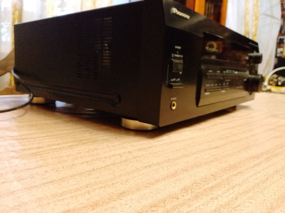 Ресивер Pioneer VSX-D512