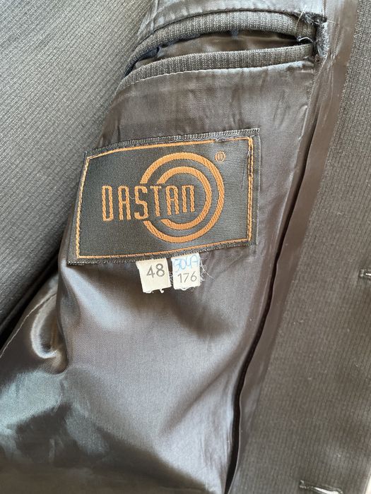 Garnitur 48/176 czarny w paski