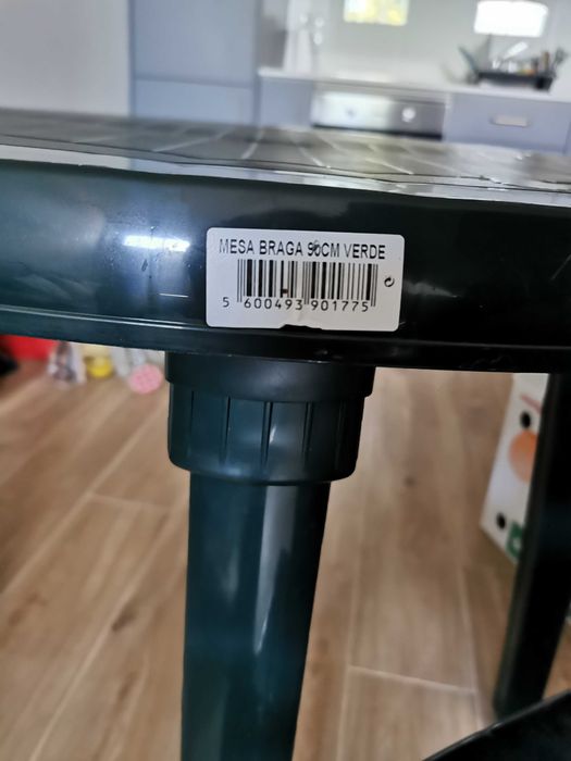 Mesa de jardim com cadeiras