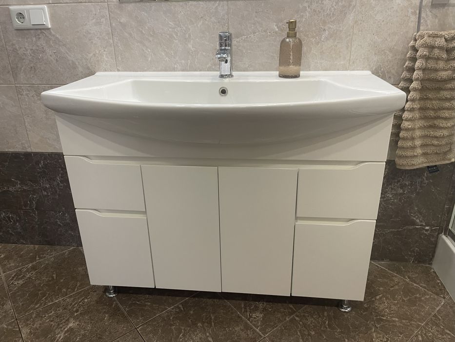 Тумба з умивальником 120 см напольна Аквародос