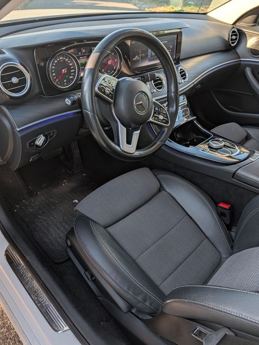 Mercedes-Benz E 300 de