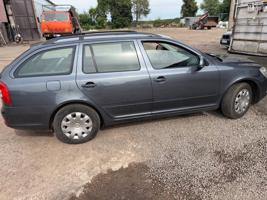 Skoda Octavia 2011 VIN TMBJJ21Z5B2077237 фото оголошення 4 з 13