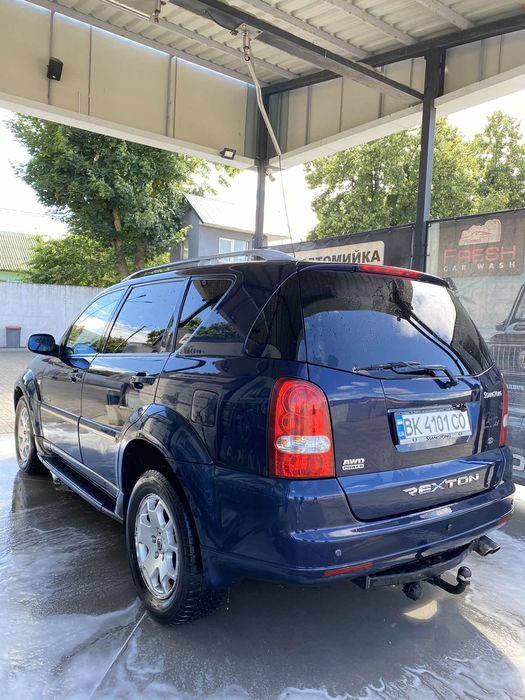 Продам авто Ssang Yong Rekston2