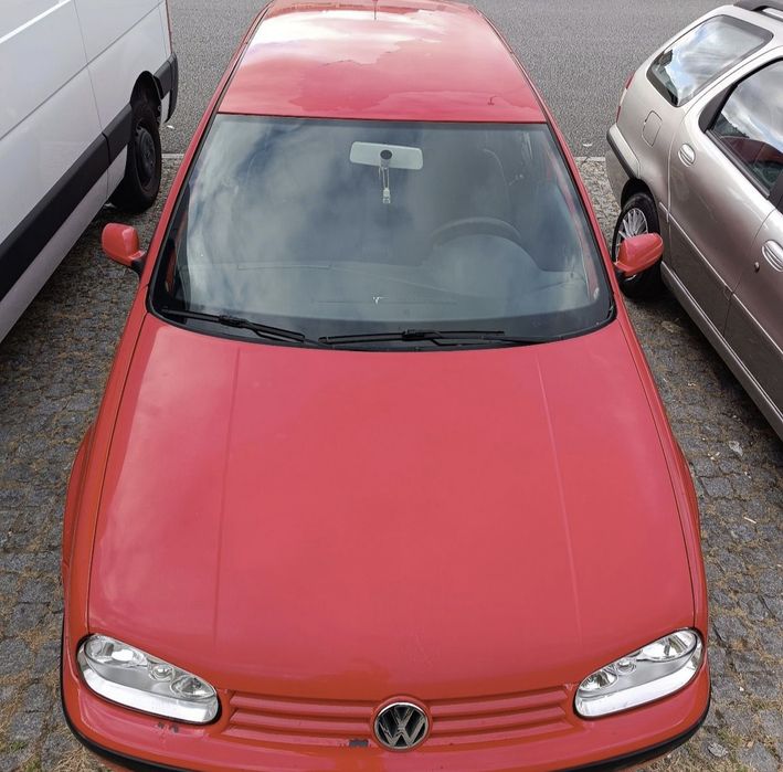 Vendo golf 4 em boas condições.