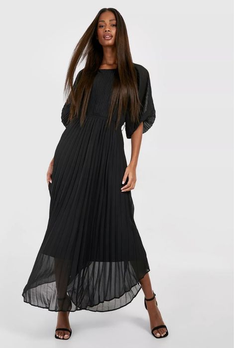 Elegancka sukienka Boohoo