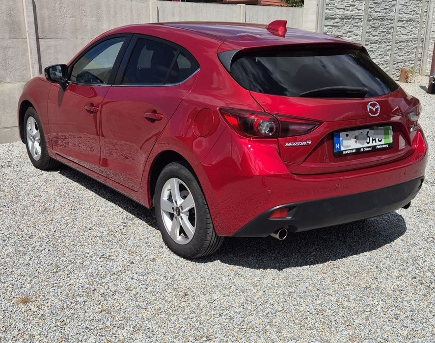 Piękna czerwona Mazda 3 sport line 2.0 benzyna