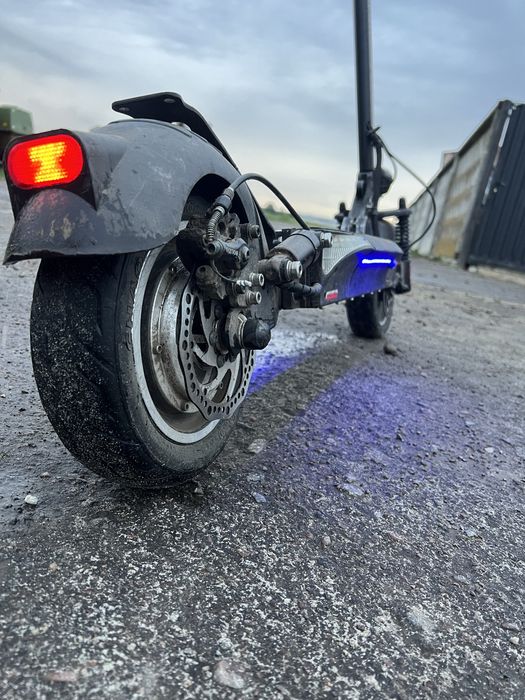 Crossers t4 електро самокат