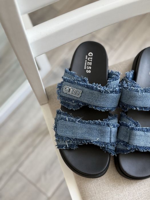 Босоніжки Guess босоножки сандалі сандали тапки