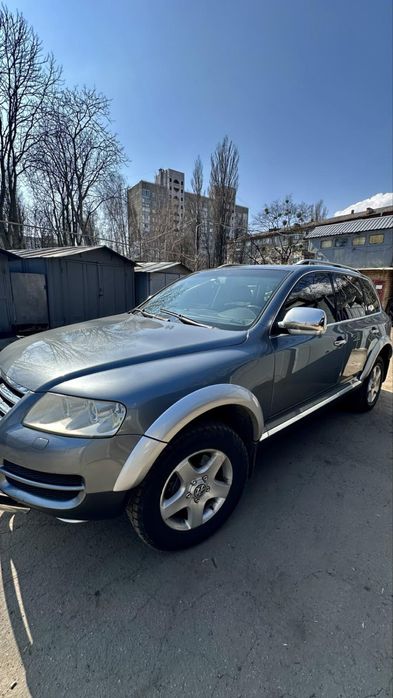 Таурег 3.2  газ/бенз 2004 р.